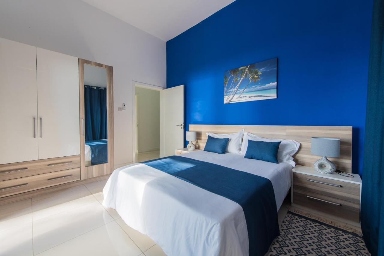 Pierre Bleue Beachfront Villa Flic en Flac Luaran gambar